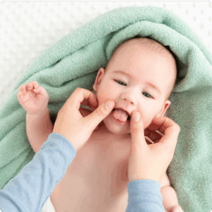 Réflexologie pédiatrique du visage – points réflexes pour calmer le système nerveux